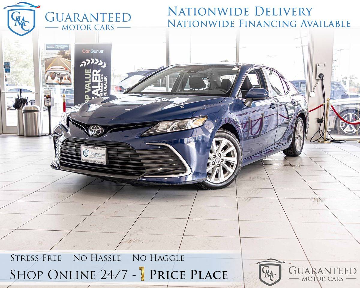 2023 Toyota Camry LE — Sedan — 33,681 mi — Palos Hills, IL