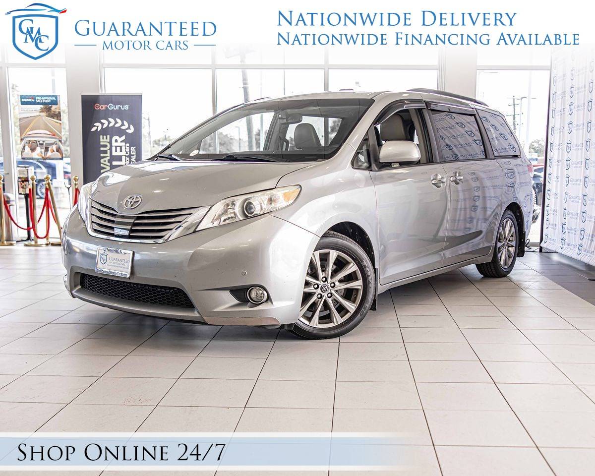 2011 Toyota Sienna Base — Minivan — 188,833 mi — Palos Hills, IL