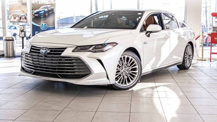 2019 Toyota Avalon Hybrid Limited — Sedan — 67,500 mi — Palos Hills, IL