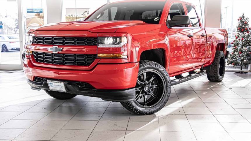 2018 Chevrolet Silverado 1500 Custom — Pickup Truck — 99,332 mi — Palos Hills, IL