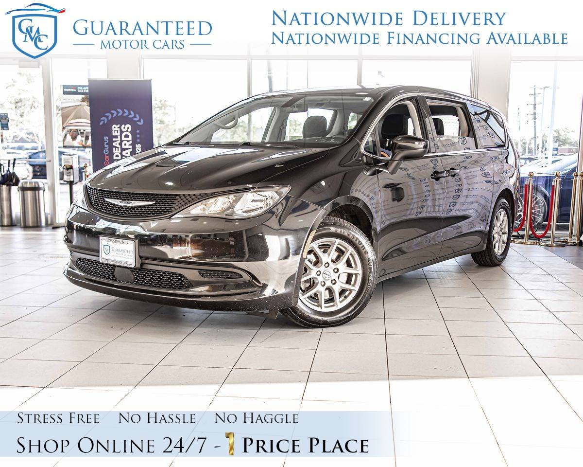 2022 Chrysler Voyager LX — Minivan — 105,545 mi — Palos Hills, IL