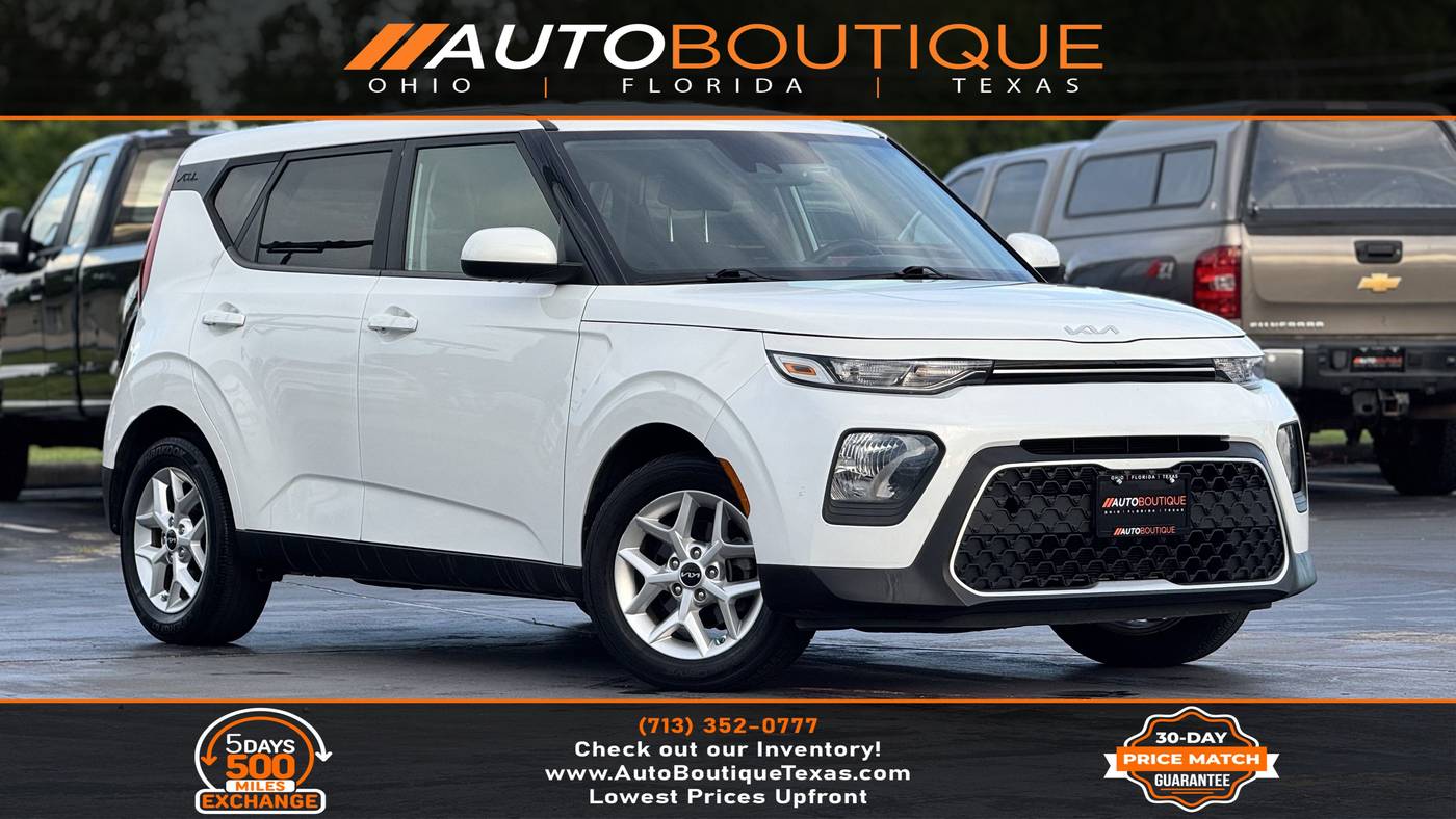 2022 Kia Soul LX — Hatchback — 49,096 mi — Alvin, TX