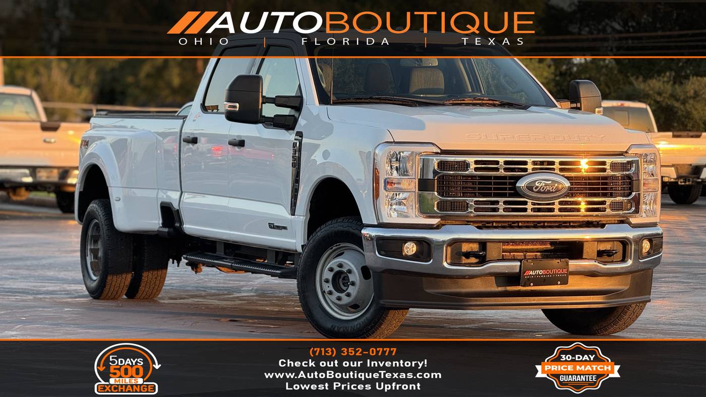 2023 Ford Super Duty F-350 XLT — Pickup Truck — 64,796 mi — Alvin, TX