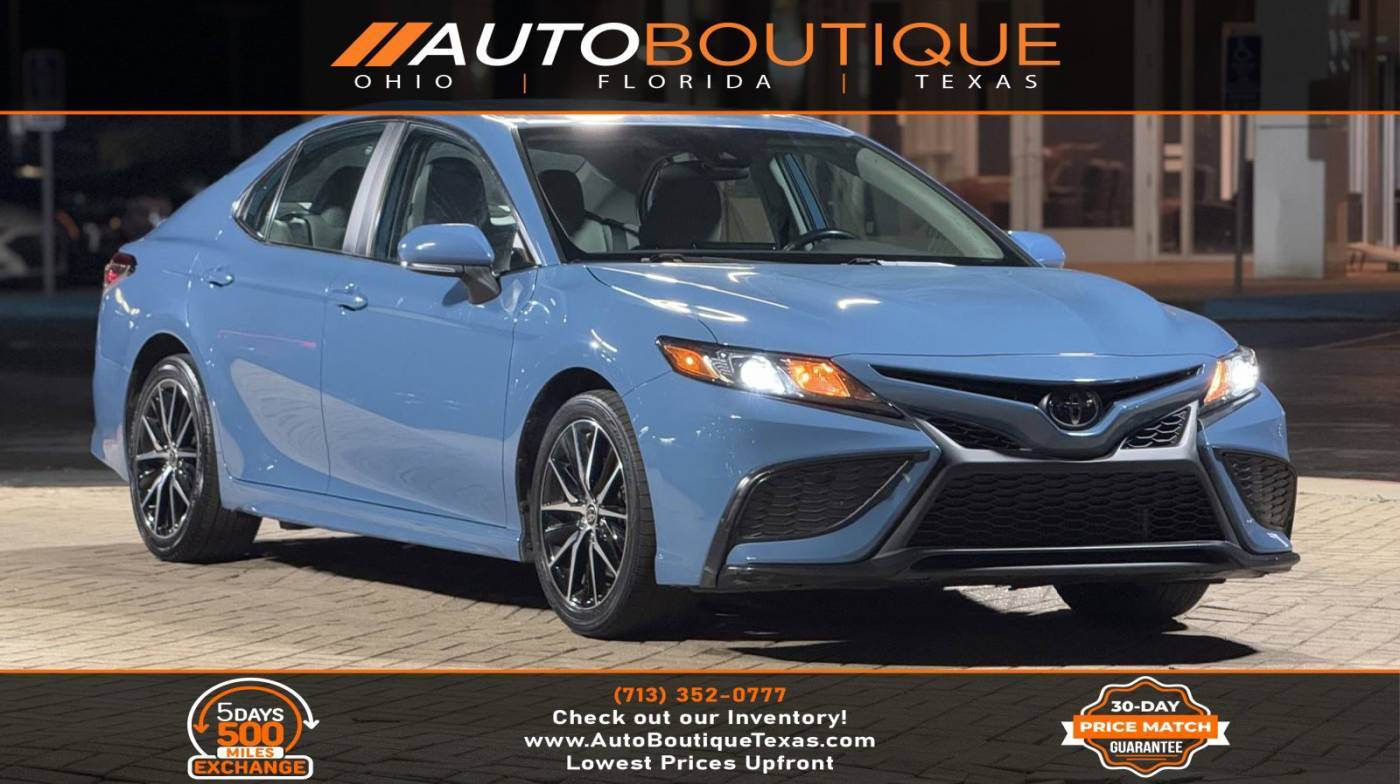 2023 Toyota Camry SE — Sedan — 43,700 mi — Alvin, TX