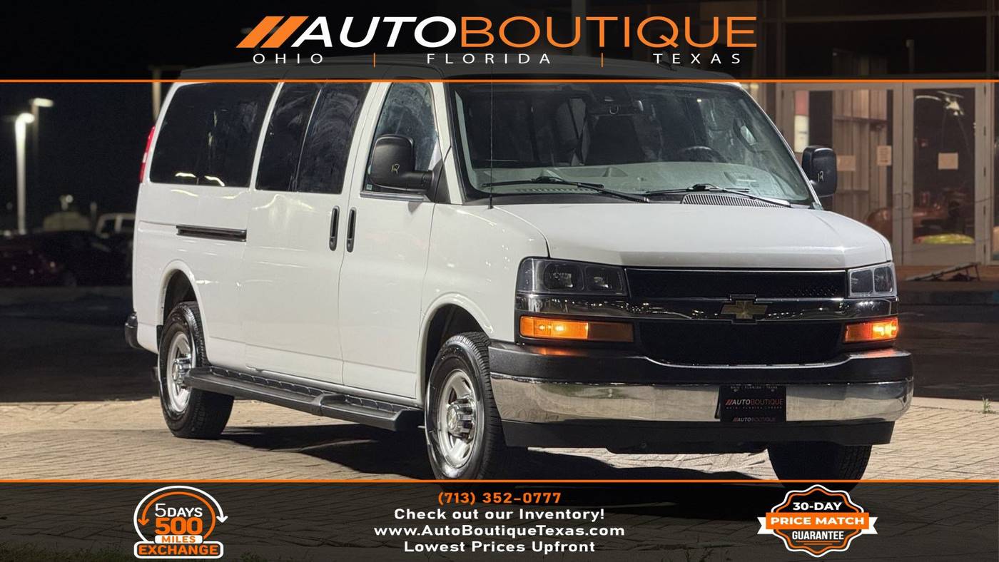 2022 Chevrolet Express Passenger LT — Passenger Van — 69,819 mi — Alvin, TX