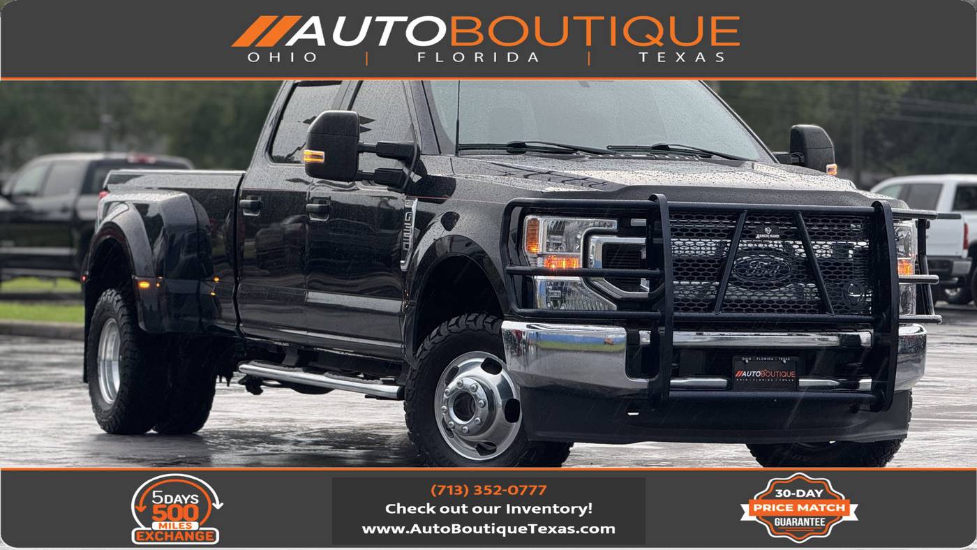 2022 Ford Super Duty F-350 XL — Pickup Truck — 68,060 mi — Alvin, TX