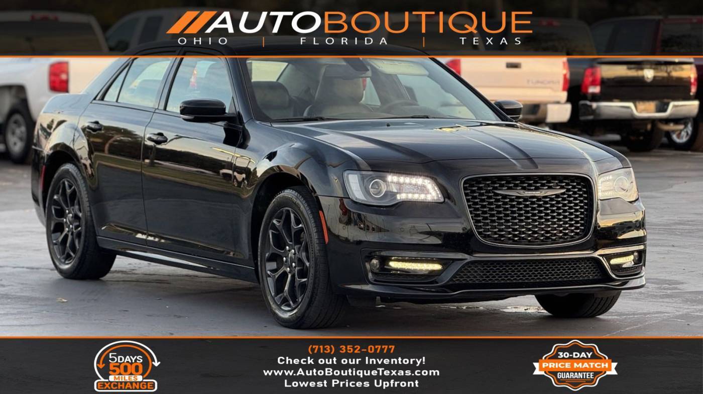 2022 Chrysler 300 Touring L — Sedan — 48,929 mi — Alvin, TX