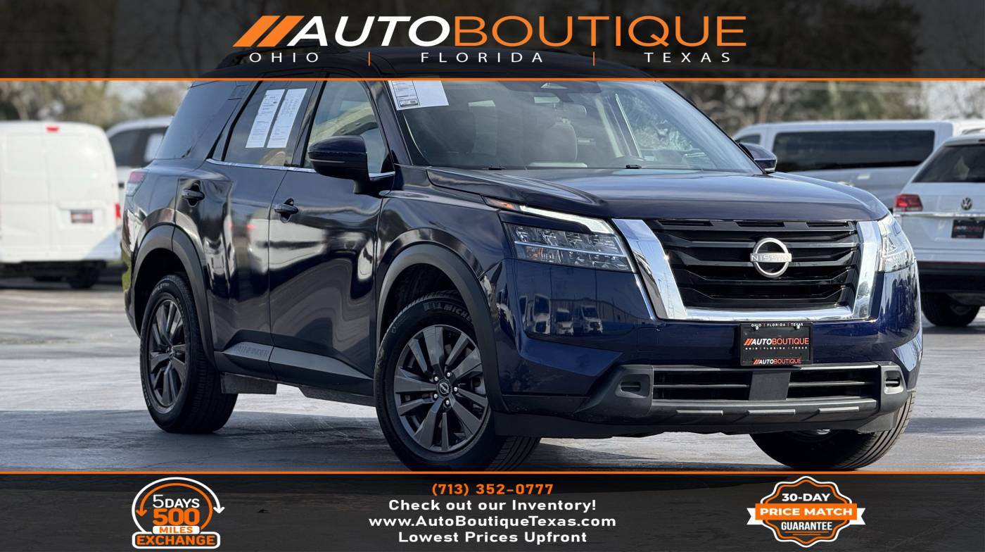 2022 Nissan Pathfinder SV
