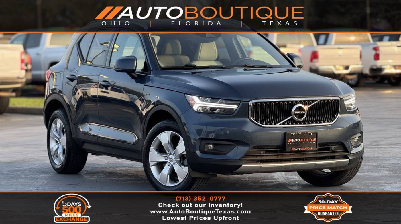 2021 Volvo XC40 T5 Momentum