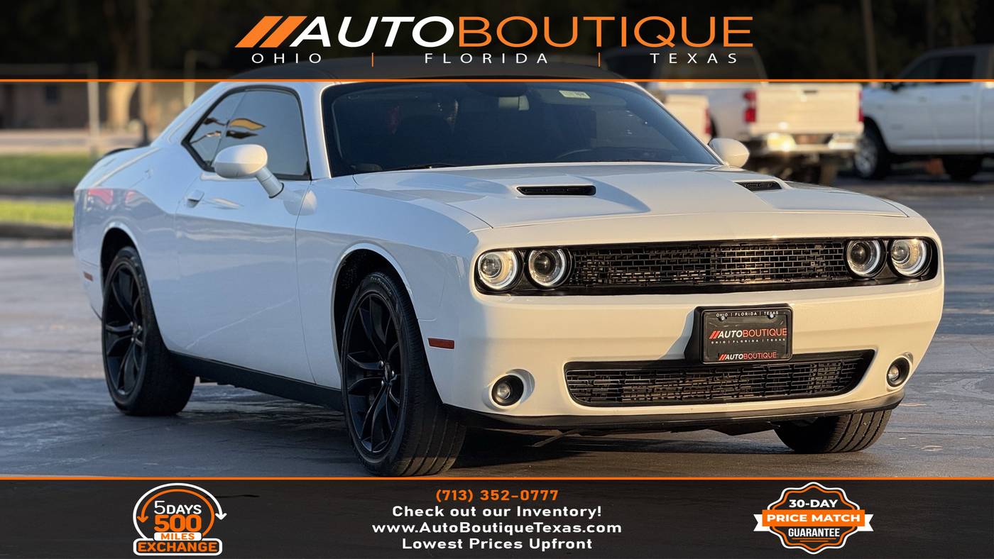 2017 Dodge Challenger SXT — Coupe — 77,563 mi — Alvin, TX