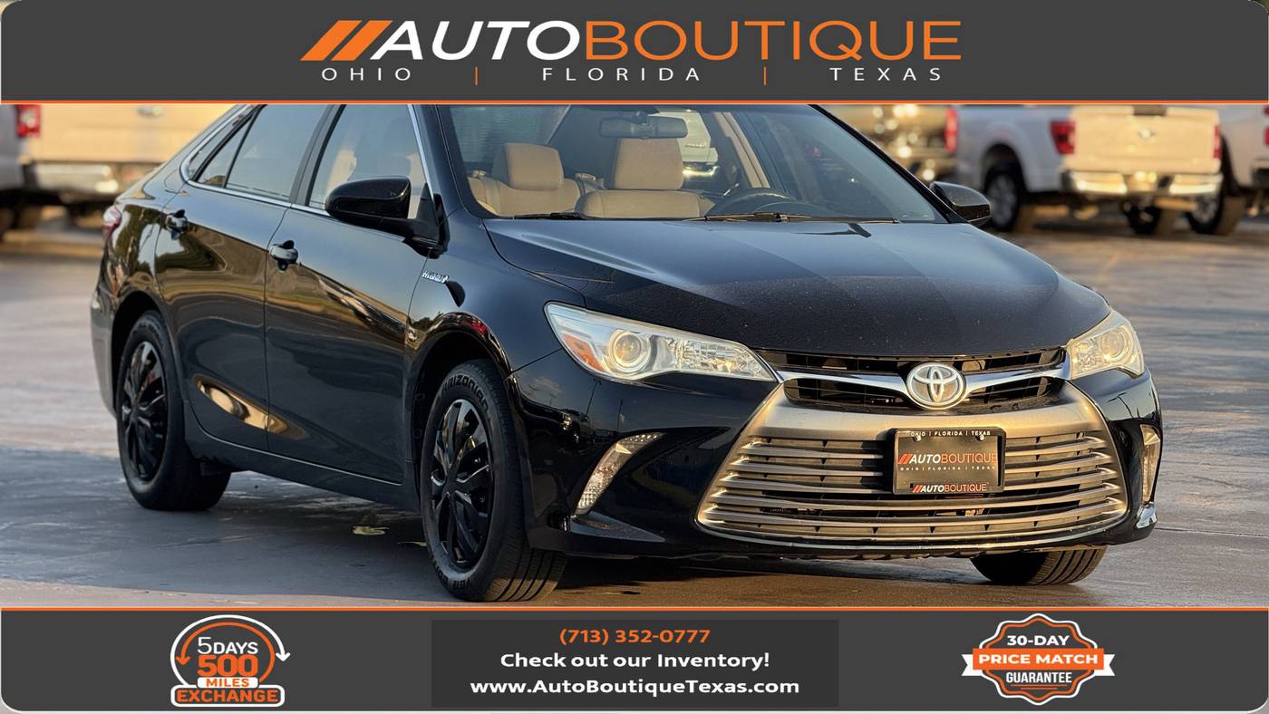 2015 Toyota Camry Hybrid LE — Sedan — 228,045 mi — Alvin, TX