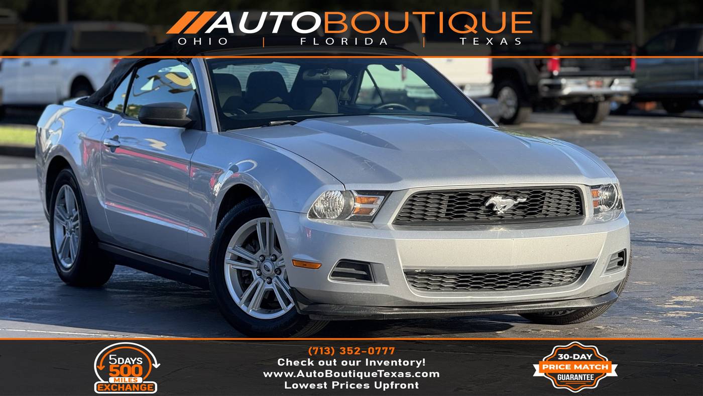 2012 Ford Mustang V6 — Convertible — 121,849 mi — Alvin, TX