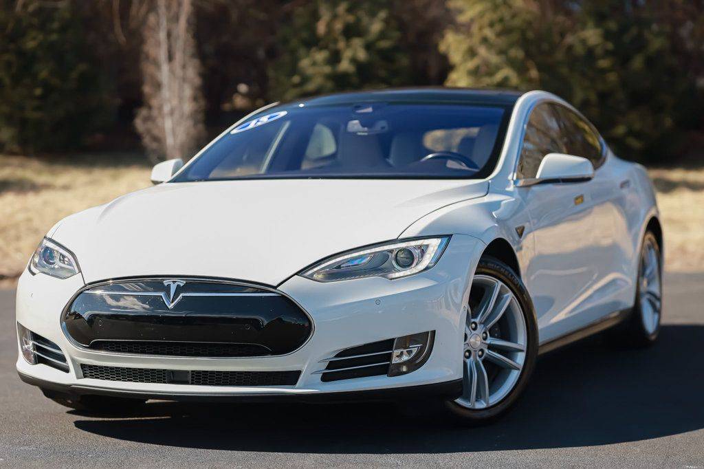 2015 Tesla Model S P85D — Hatchback — 99,838 mi — Oak Forest, IL