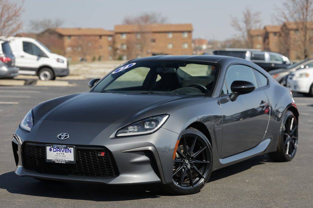 2024 Toyota GR86 Premium — Coupe — 4,012 mi — Oak Forest, IL