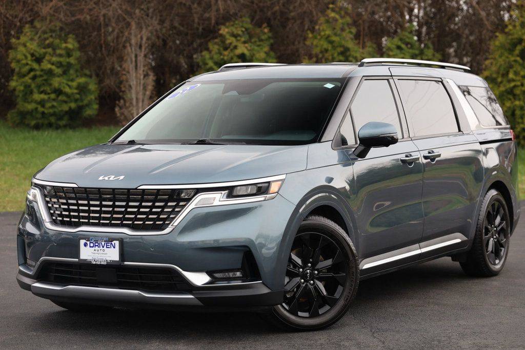 2022 Kia Carnival SX — Minivan — 67,162 mi — Oak Forest, IL