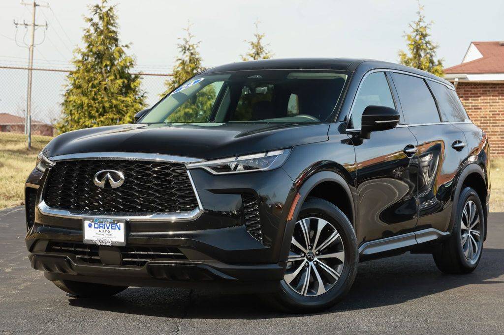 2024 INFINITI QX60 PURE — SUV — 18,621 mi — Oak Forest, IL