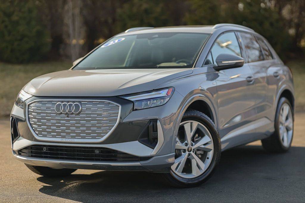 2023 Audi Q4 e-tron Premium Plus — SUV — 20,425 mi — Oak Forest, IL