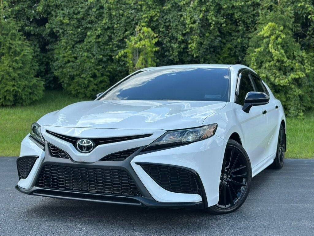 2021 Toyota Camry SE Nightshade — Sedan — 31,461 mi — Oak Forest, IL