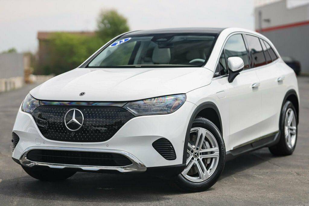 2023 Mercedes-Benz EQE SUV EQE 350 — SUV — 21,096 mi — Oak Forest, IL