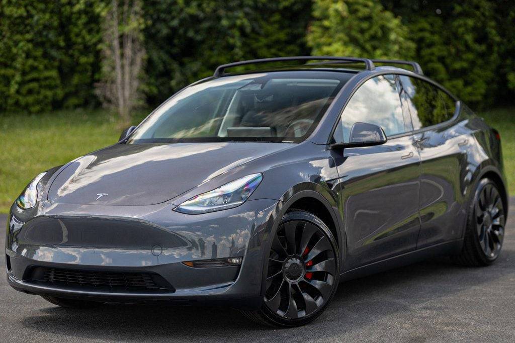 2023 Tesla Model Y Performance — SUV — 10,297 mi — Oak Forest, IL