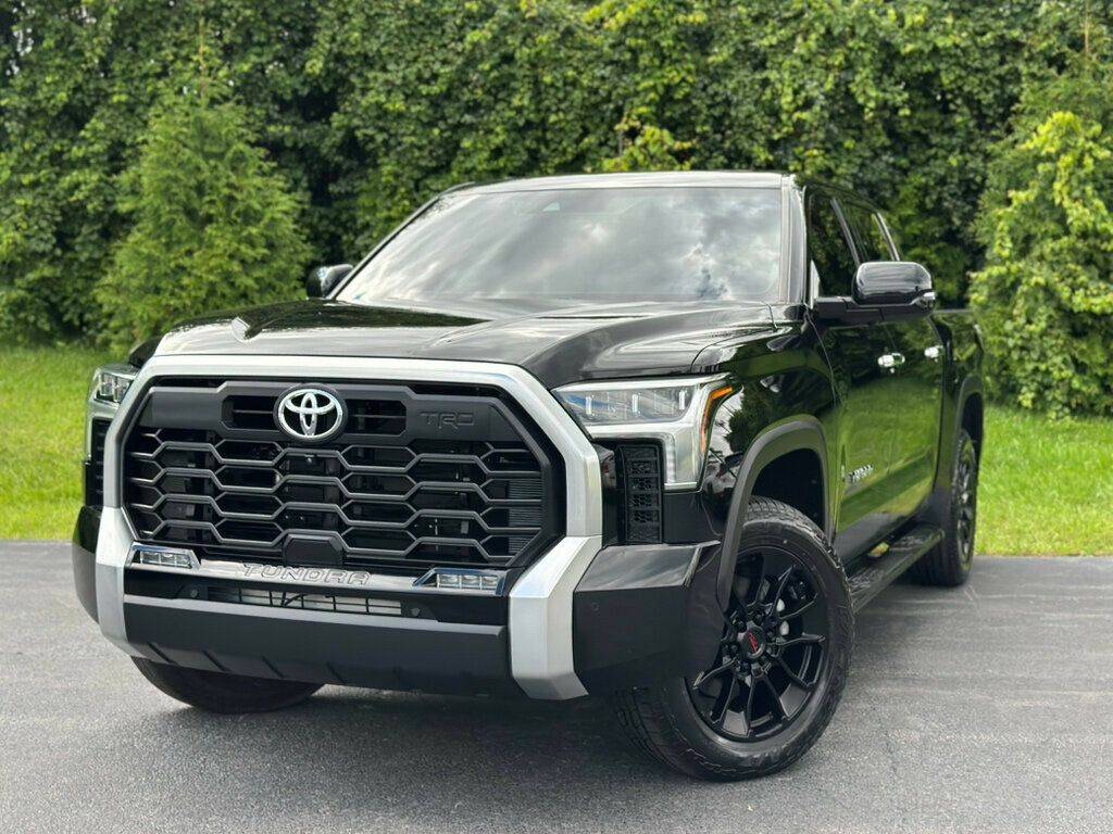 2023 Toyota Tundra Limited — Pickup Truck — 13,951 mi — Oak Forest, IL