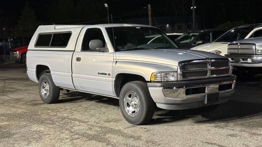 2001 Dodge Ram 1500 Base — Pickup Truck — 148,052 mi — Puyallup, WA