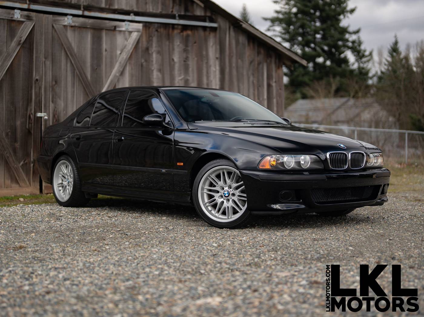 2001 BMW M5 Standard