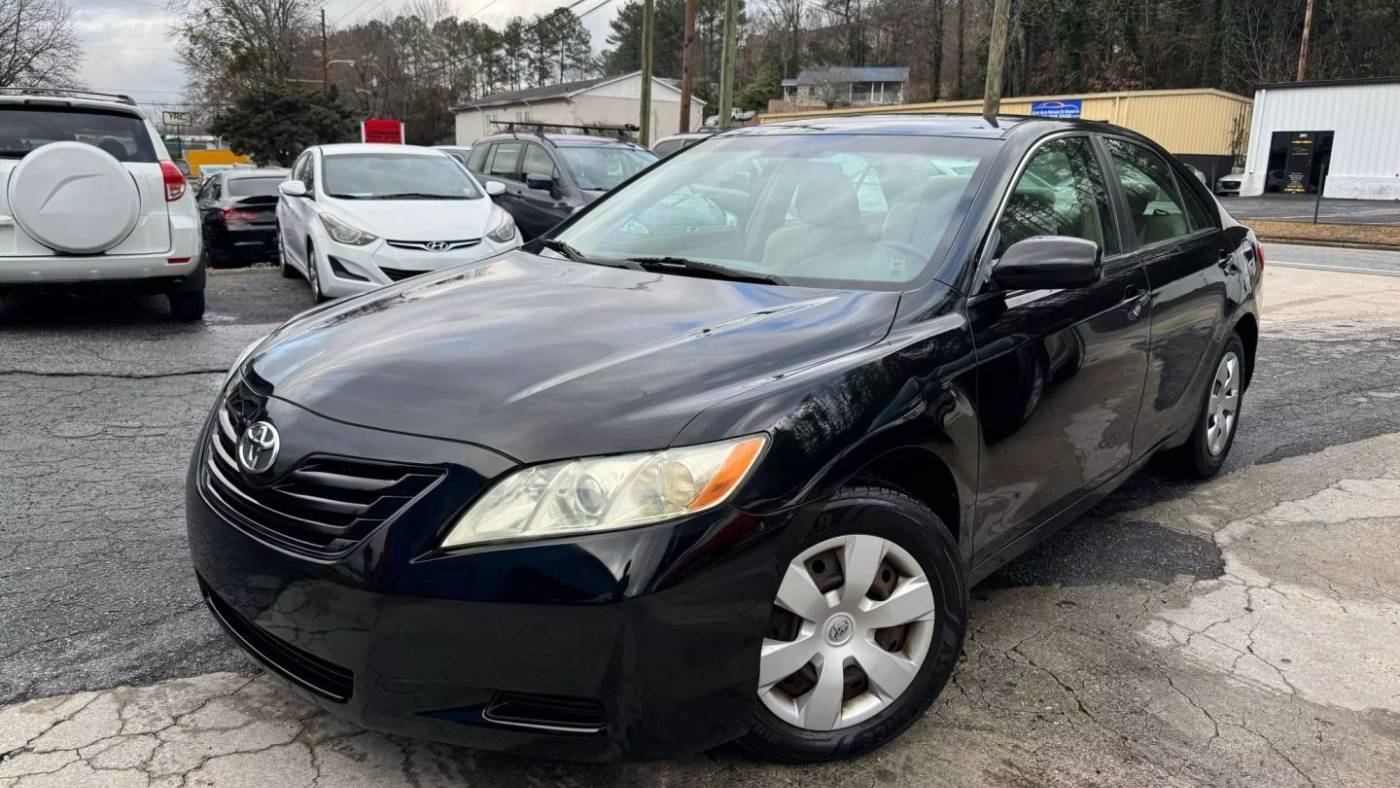 2007 Toyota Camry LE — Sedan — 114,714 mi — Marietta, GA