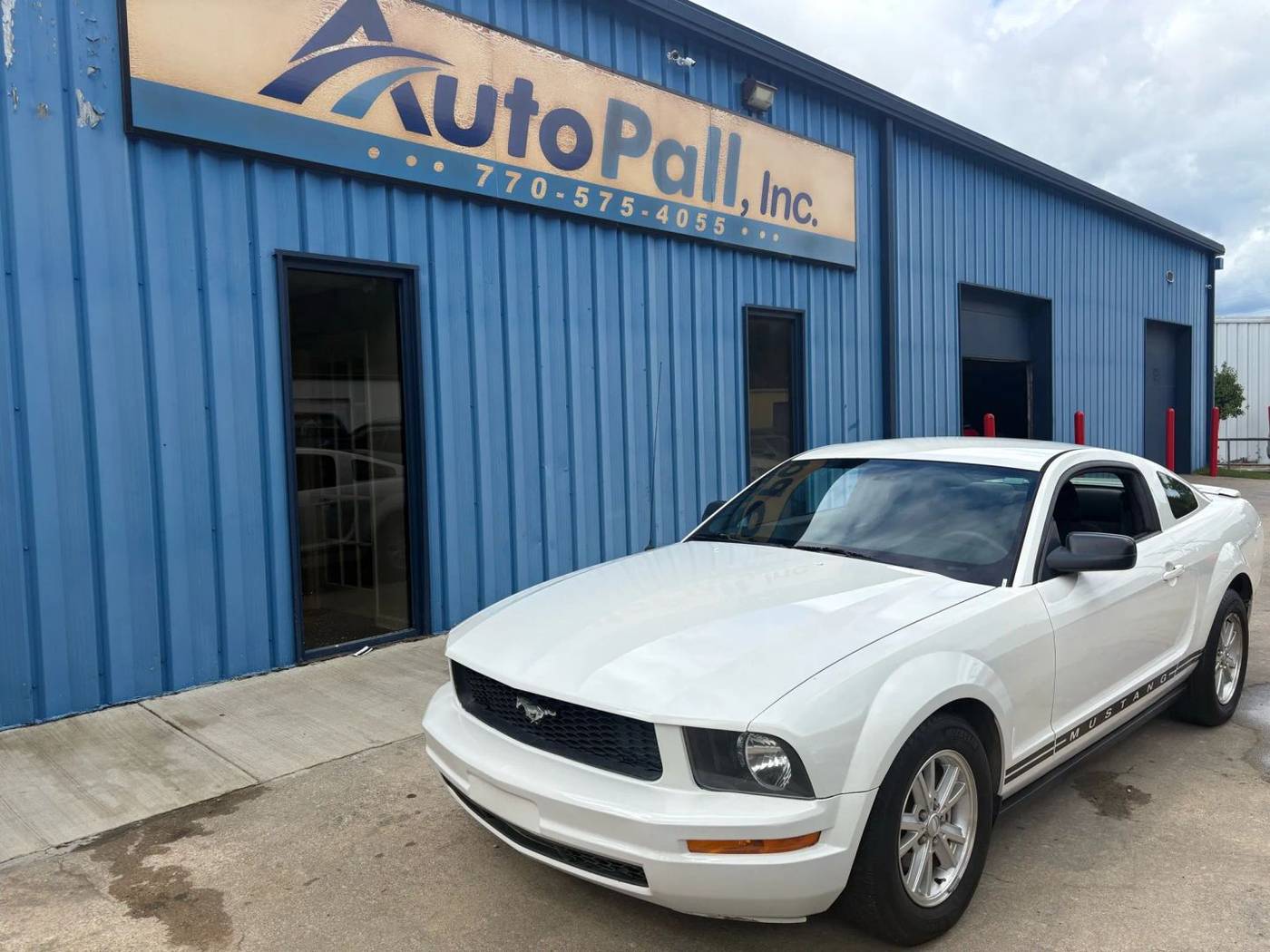 2008 Ford Mustang Deluxe — Coupe — 112,708 mi — Marietta, GA
