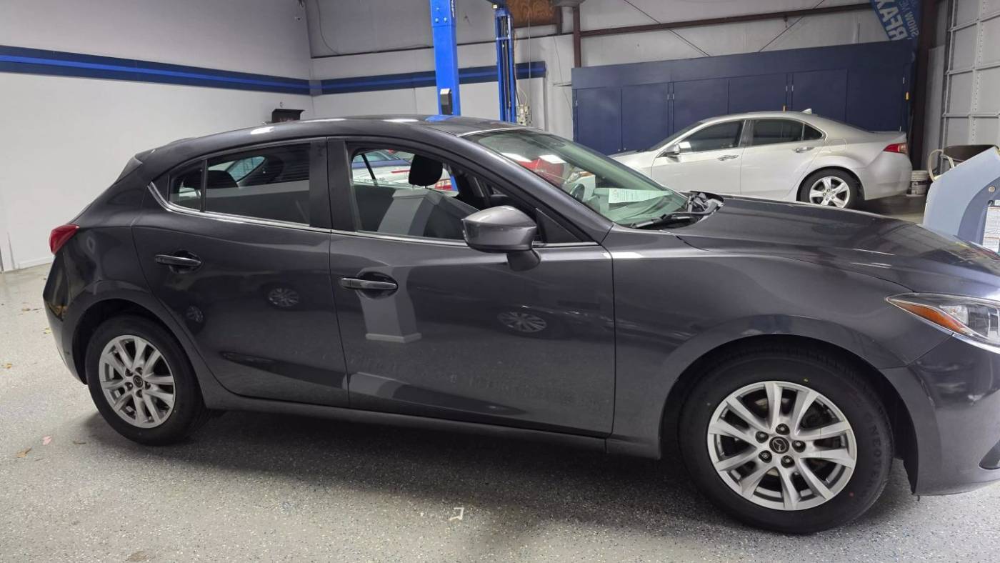2016 Mazda MAZDA3 i Sport