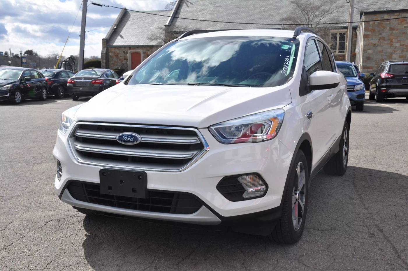 2017 Ford Escape SE — SUV — 93,188 mi — Braintree, MA
