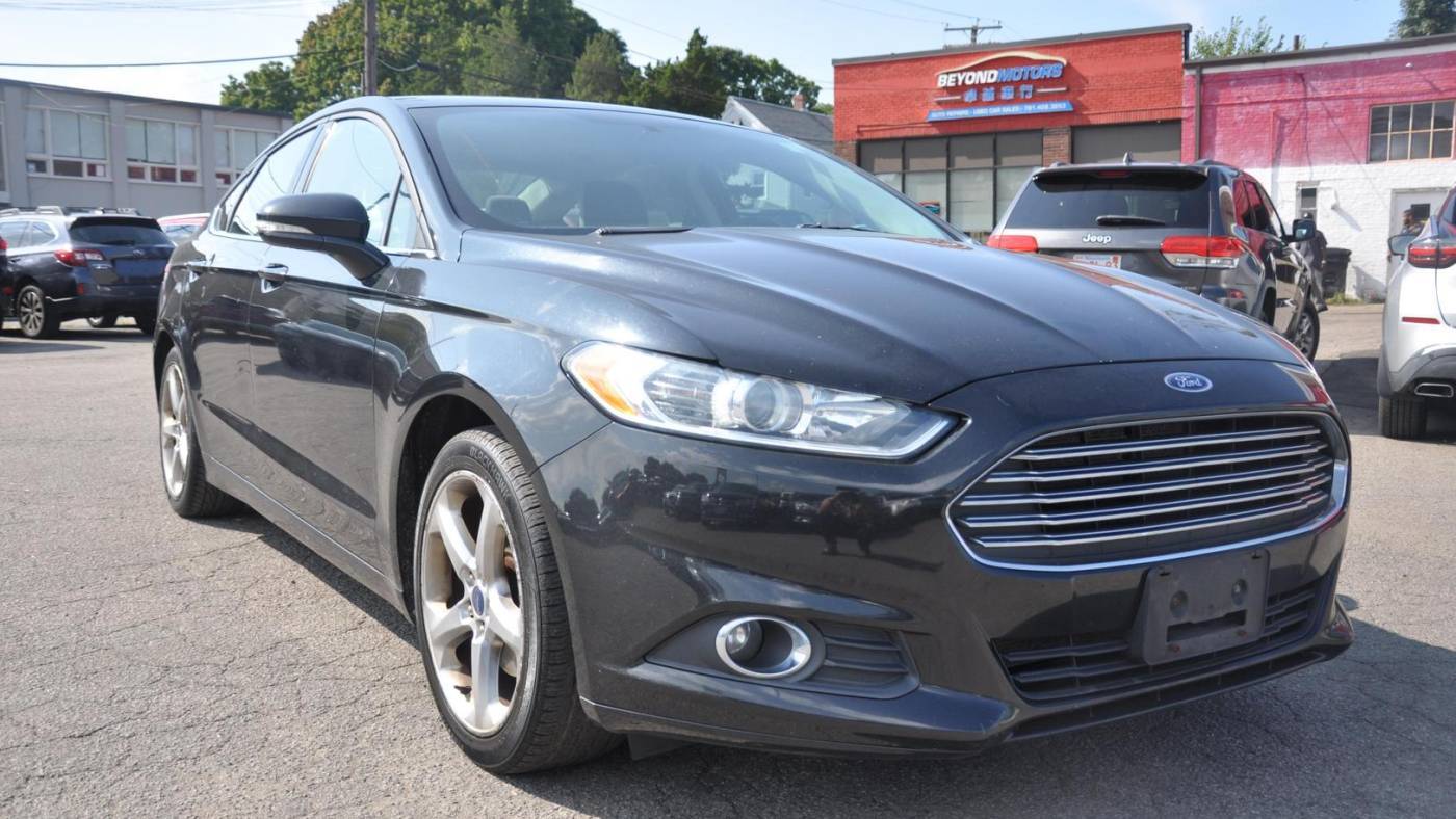 2014 Ford Fusion SE — Sedan — 76,414 mi — Braintree, MA