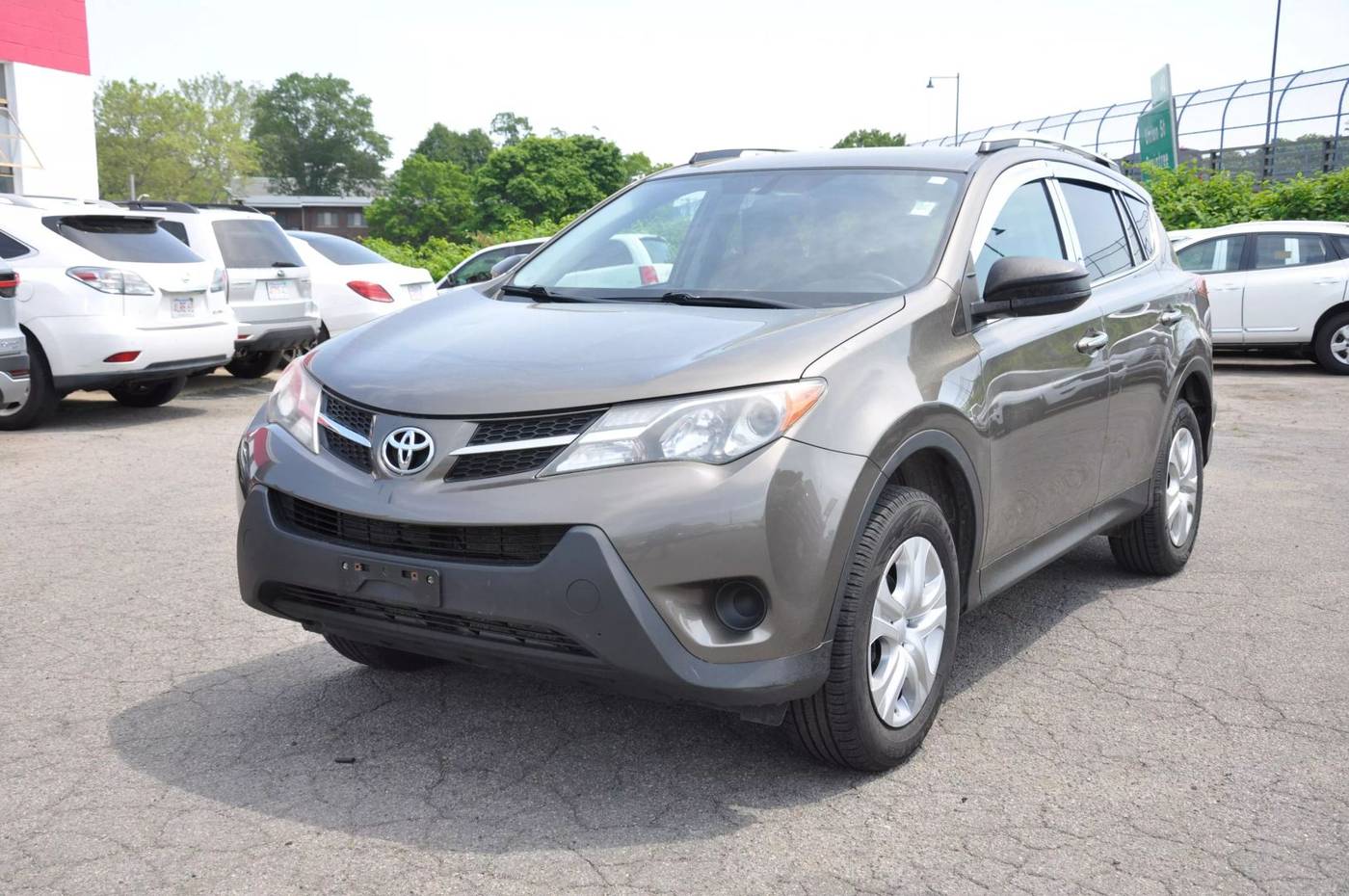 2015 Toyota RAV4 LE — SUV — 137,978 mi — Braintree, MA