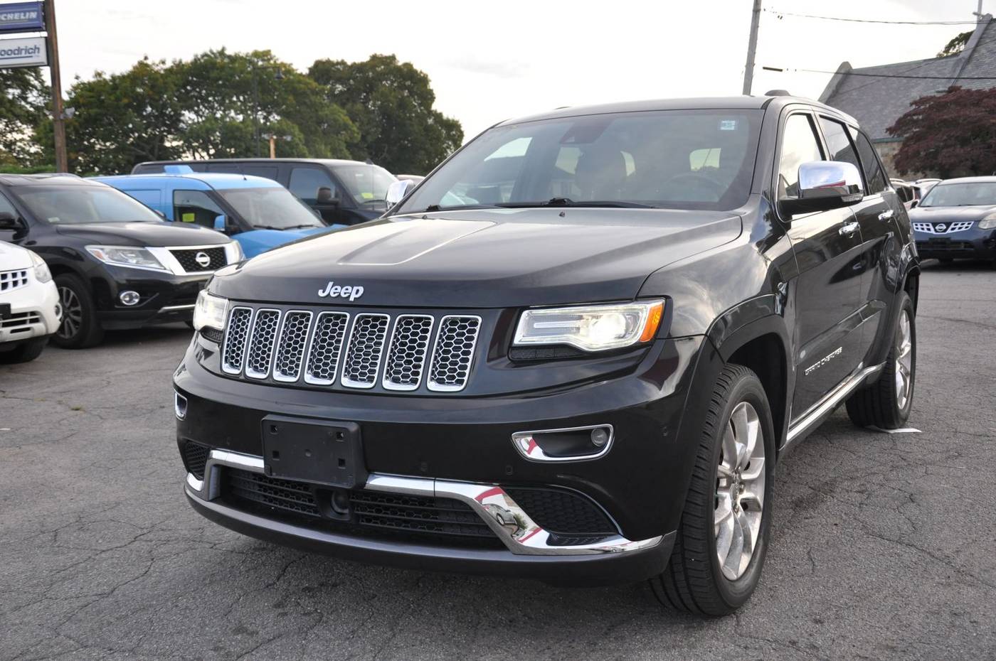 2015 Jeep Grand Cherokee Summit — SUV — 48,700 mi — Braintree, MA