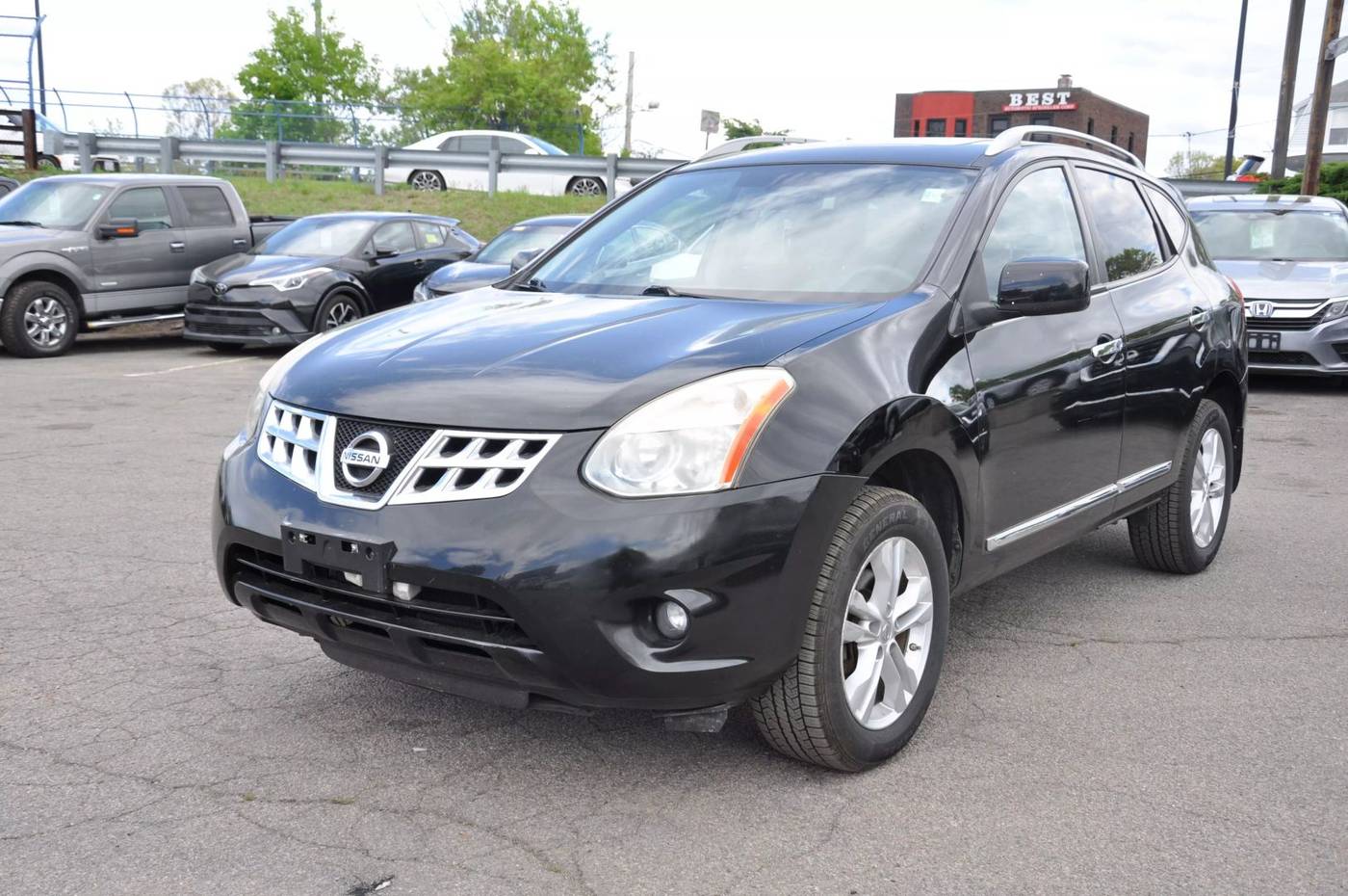 2013 Nissan Rogue SV — SUV — 148,658 mi — Braintree, MA