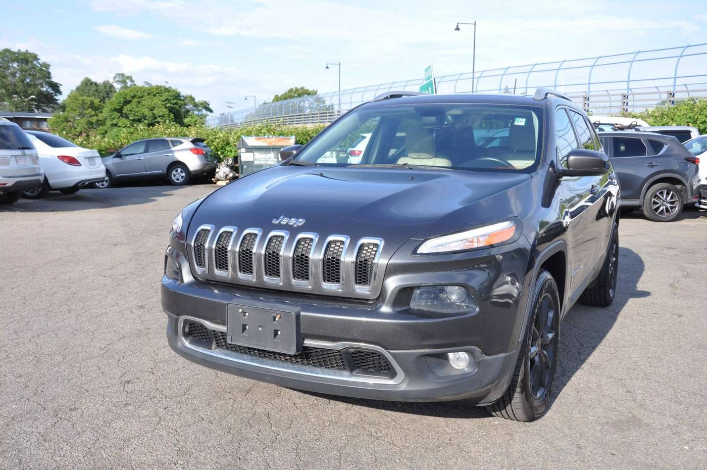 2016 Jeep Cherokee Limited — SUV — 82,674 mi — Braintree, MA