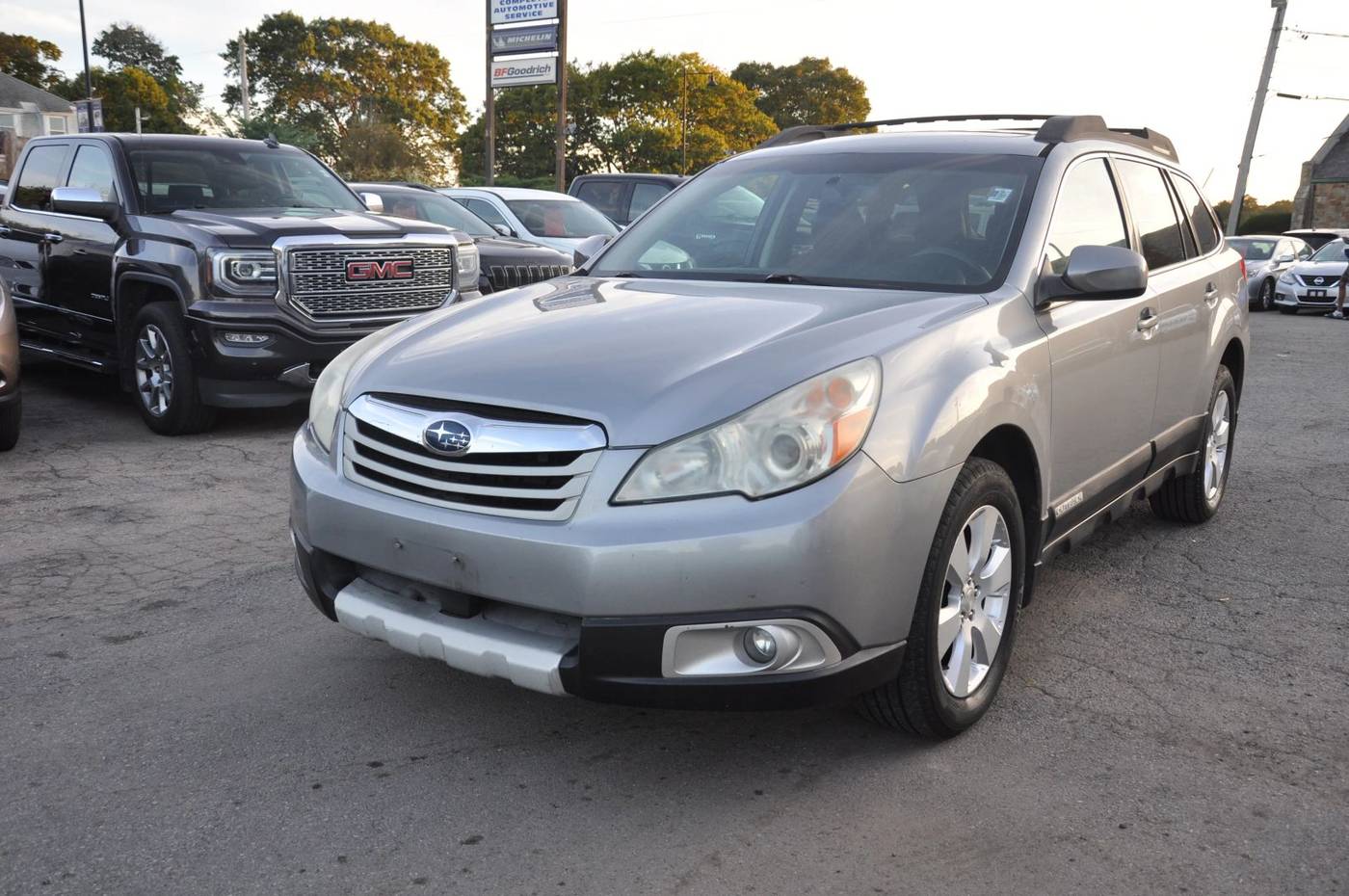 2010 Subaru Outback 2.5i Limited — SUV — 115,118 mi — Braintree, MA