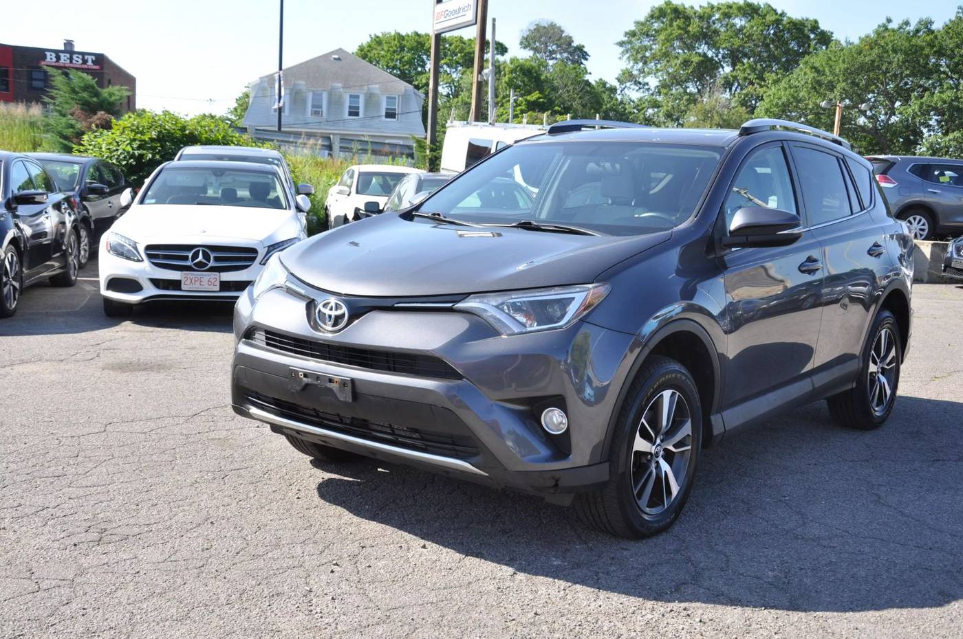 2016 Toyota RAV4 XLE — SUV — 98,080 mi — Braintree, MA