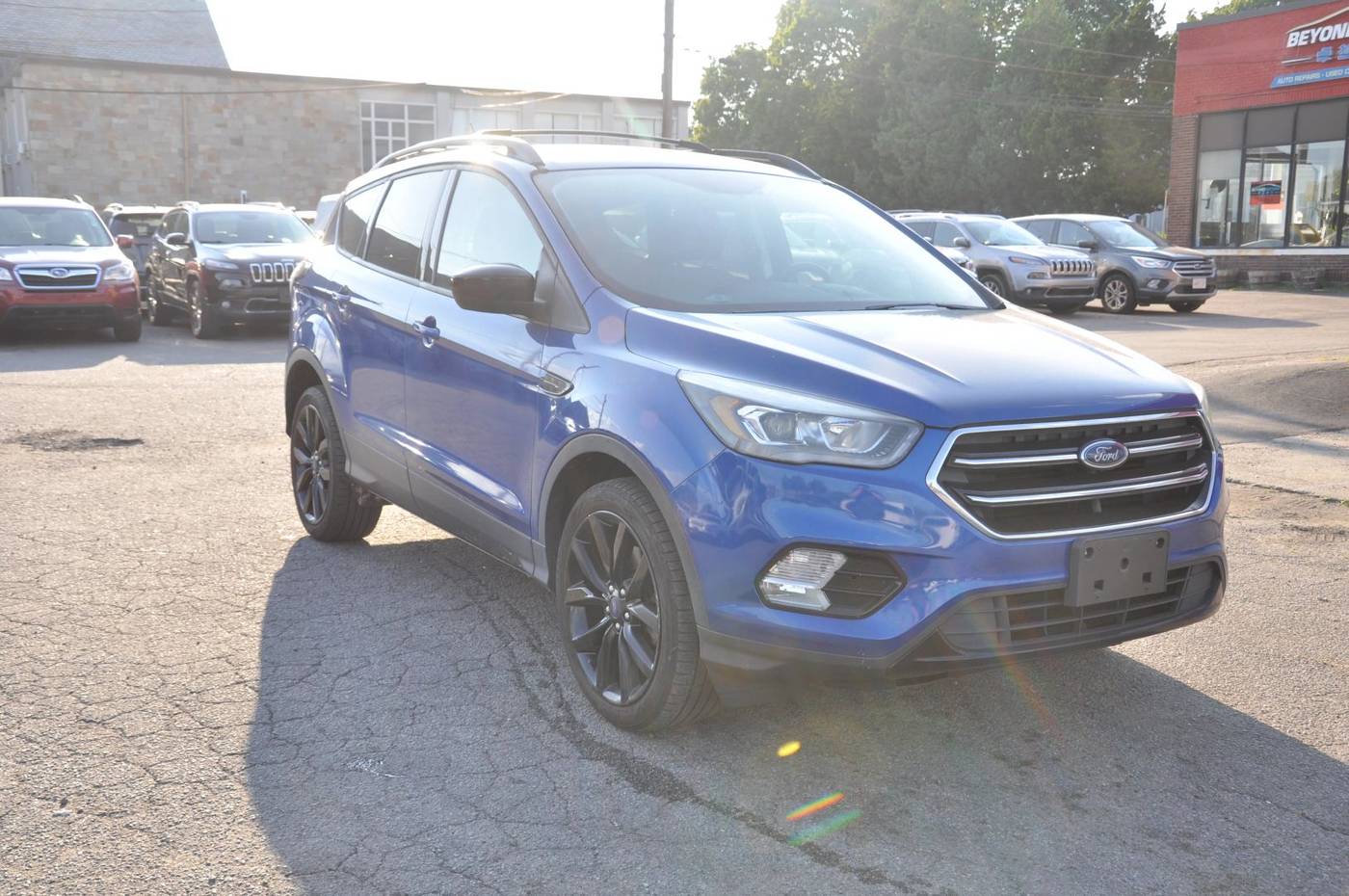2017 Ford Escape SE — SUV — 97,553 mi — Braintree, MA