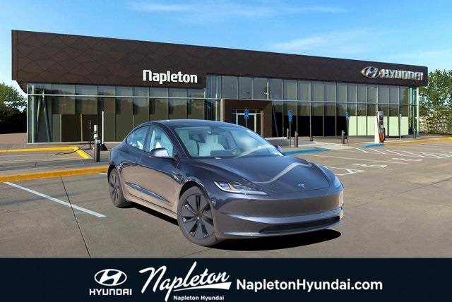 2025 Tesla Model 3 Long Range — Sedan — 4,052 mi — Hazelwood, MO