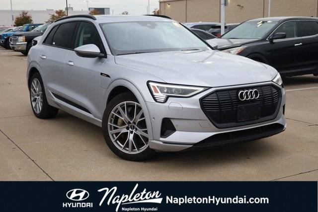 2021 Audi e-tron Prestige — SUV — 33,049 mi — Hazelwood, MO