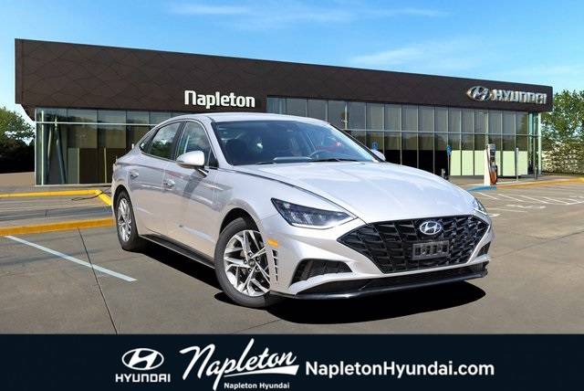 2023 Hyundai Sonata SEL — Sedan — 56,780 mi — Hazelwood, MO