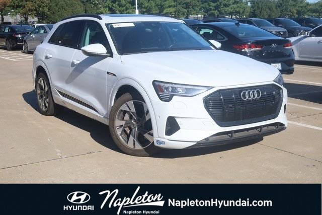 2021 Audi e-tron Premium — SUV — 60,110 mi — Hazelwood, MO
