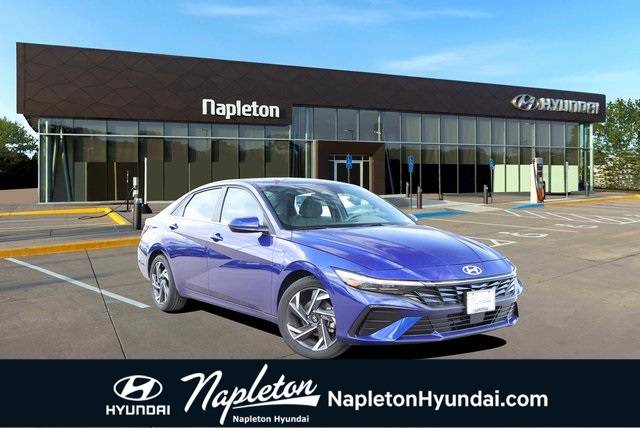 2024 Hyundai Elantra SEL — Sedan — 5,118 mi — Hazelwood, MO
