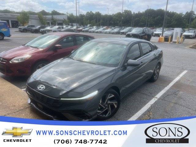 2024 Hyundai Elantra SEL — Sedan — 10,000 mi — Columbus, GA