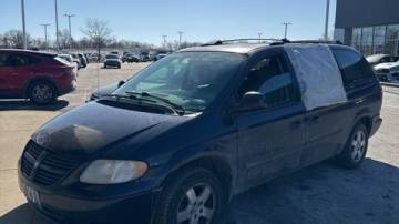 2005 Dodge Caravan SE — Minivan — 125,811 mi — Plainfield, IN