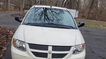 2005 Dodge Caravan SXT — Minivan — 116,570 mi — Plainfield, IN