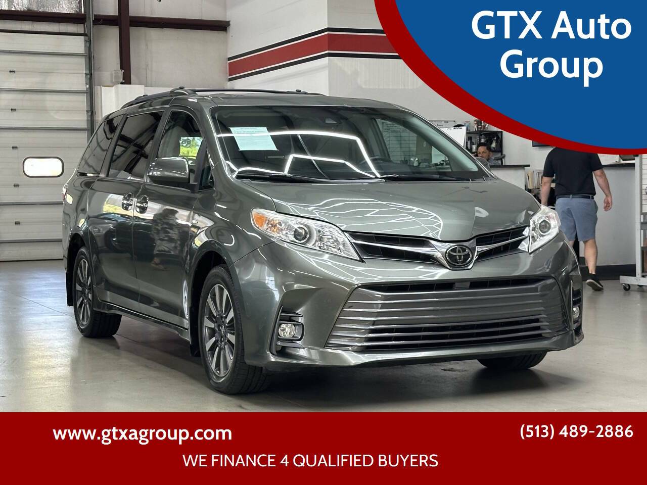 2018 Toyota Sienna XLE — Minivan — 98,298 mi — West Chester, OH