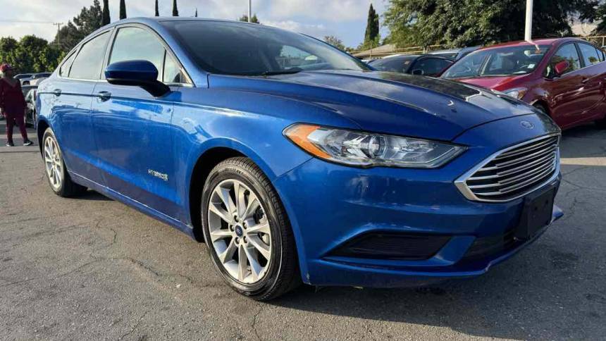 2017 Ford Fusion Hybrid SE — Sedan — 109,398 mi — La Crescenta, CA