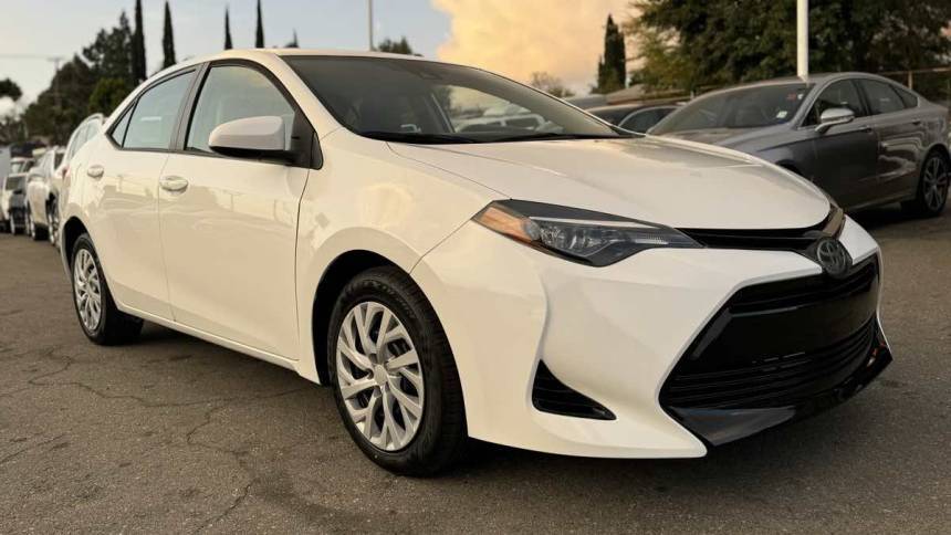 2018 Toyota Corolla SE — Sedan — 68,300 mi — La Crescenta, CA